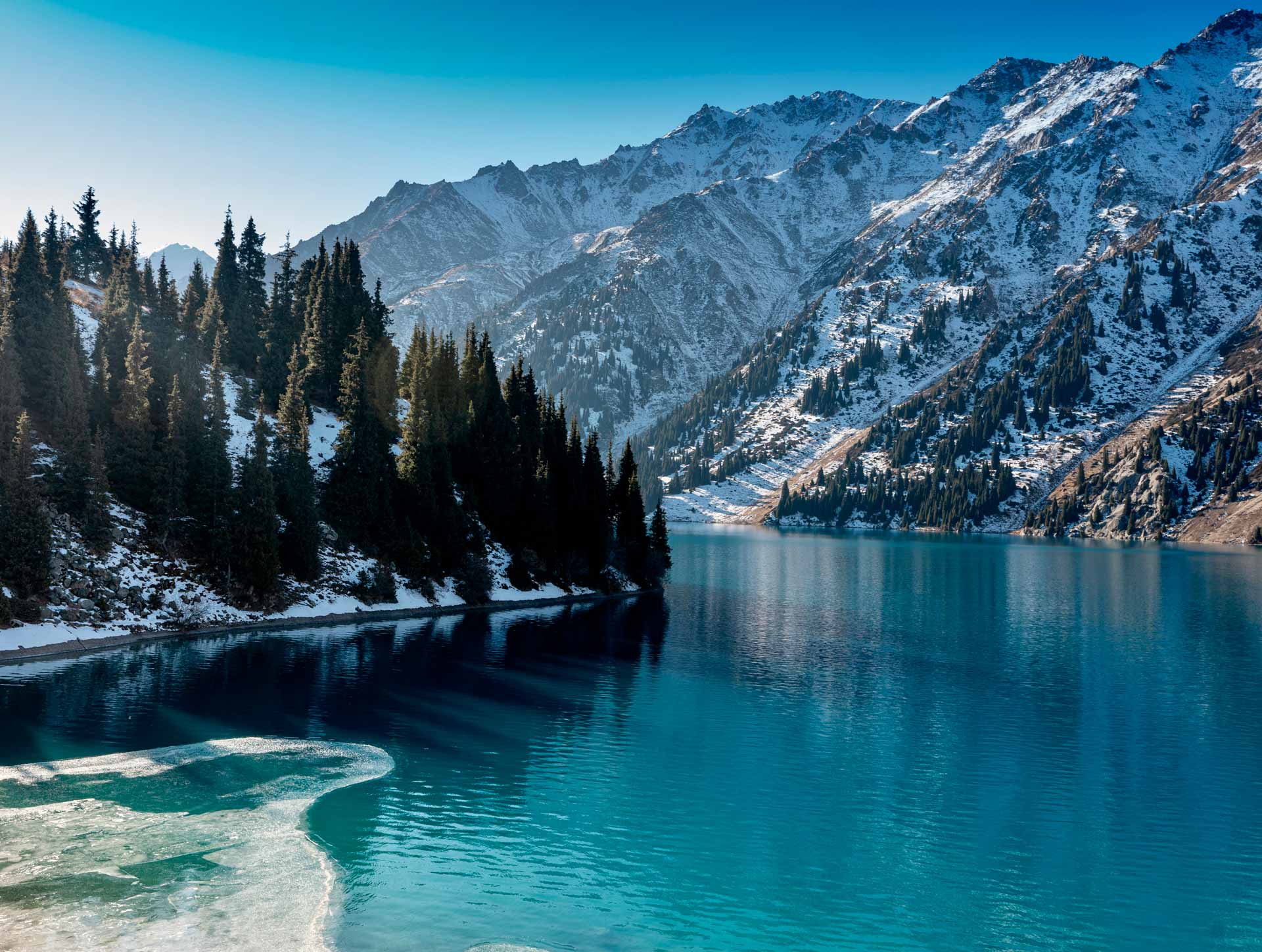 🌄 Большое Алматинское Озеро, национальный парк Иле Алатау
